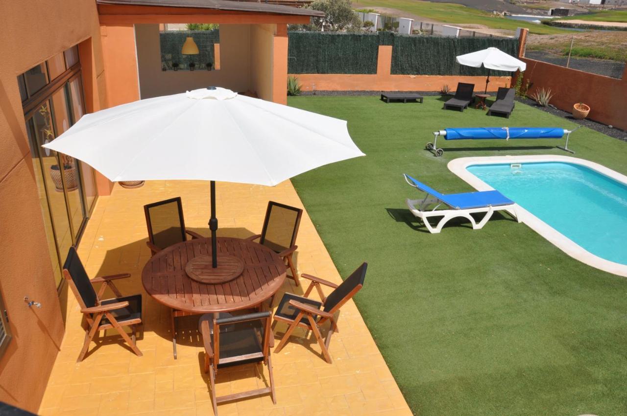 Eco Villa White Suite With Climatized Pool Caleta De Fuste Bagian luar foto