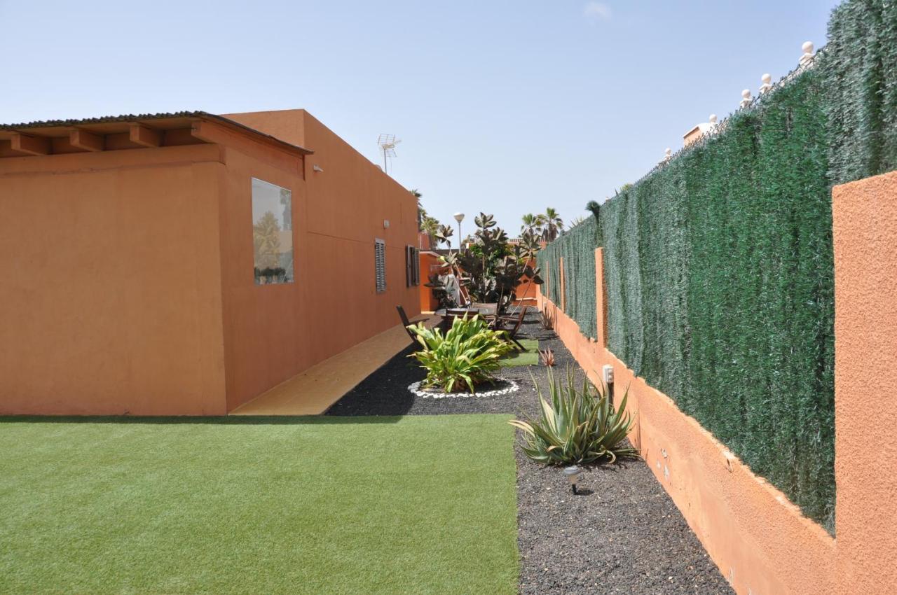 Eco Villa White Suite With Climatized Pool Caleta De Fuste Bagian luar foto