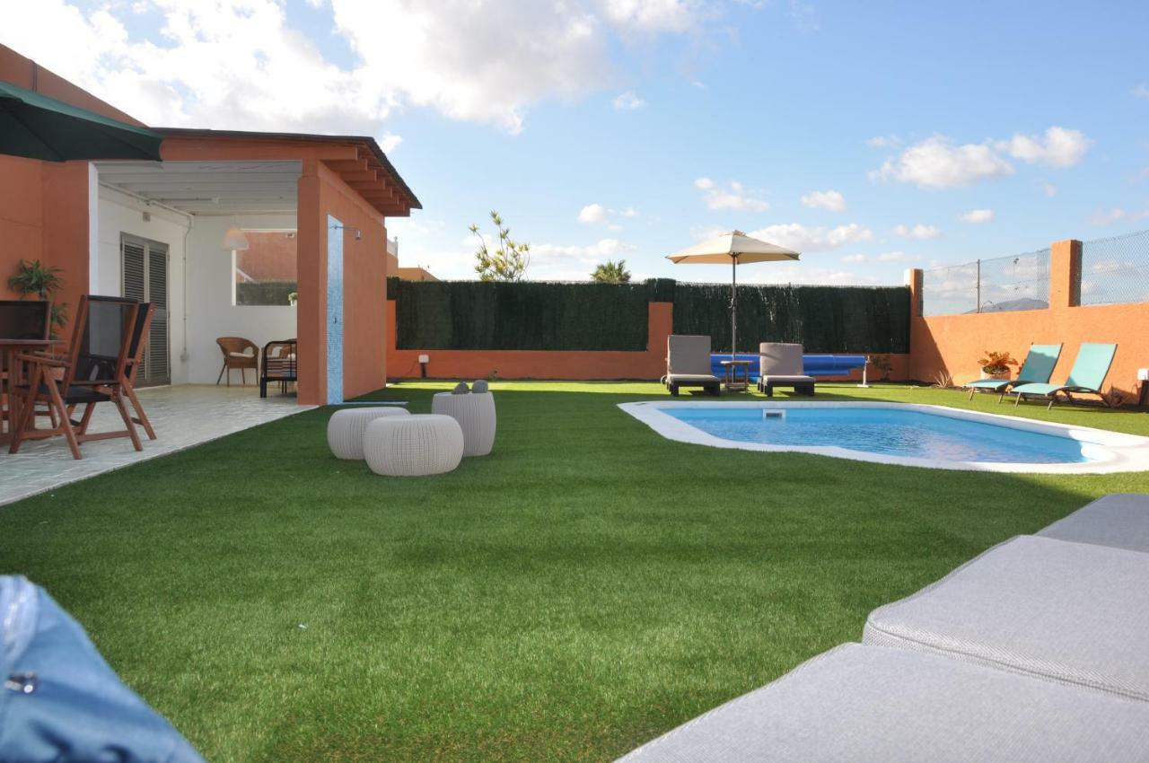 Eco Villa White Suite With Climatized Pool Caleta De Fuste Bagian luar foto