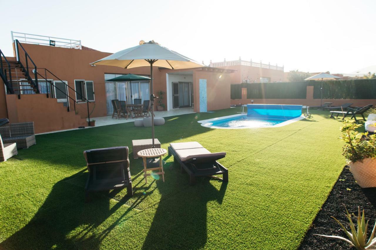Eco Villa White Suite With Climatized Pool Caleta De Fuste Bagian luar foto