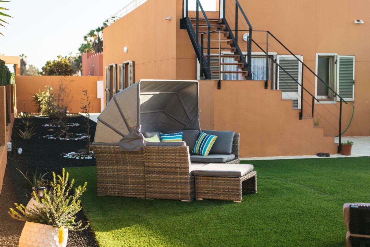 Eco Villa White Suite With Climatized Pool Caleta De Fuste Bagian luar foto